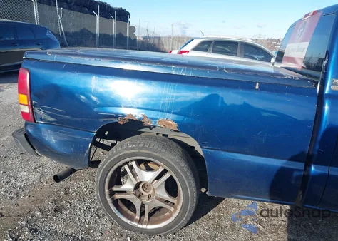 2002 Chevrolet Silverado 1500 from USA, damaged, VIN 2GCEC19W721127006